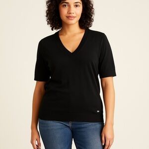 DKNY Copped Knit Sweater Women’s v-neck Black Monogrammed Viscose Blend Lrg NWOT